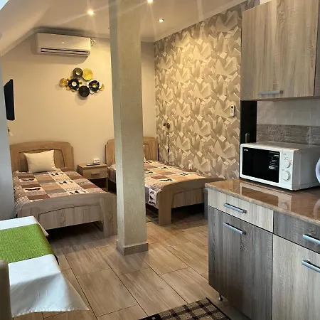 Silver Apartment *